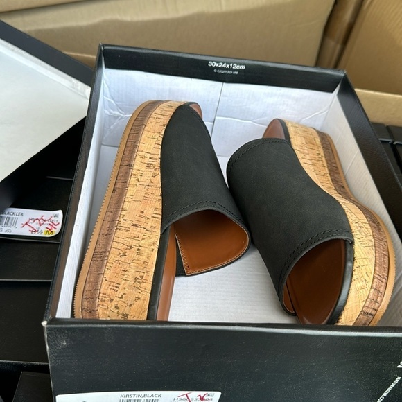 Naturalizer Kristin Slide Sandal - Picture 2 of 7